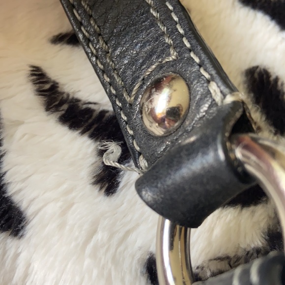 ✨Cute Authentic Coach Purse!✨ - Picture 8 of 8